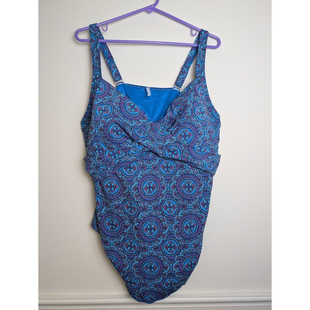 Lands End Tankini Top Swimsuit Top Swimwear Adjustable Straps Built in Bra 22W